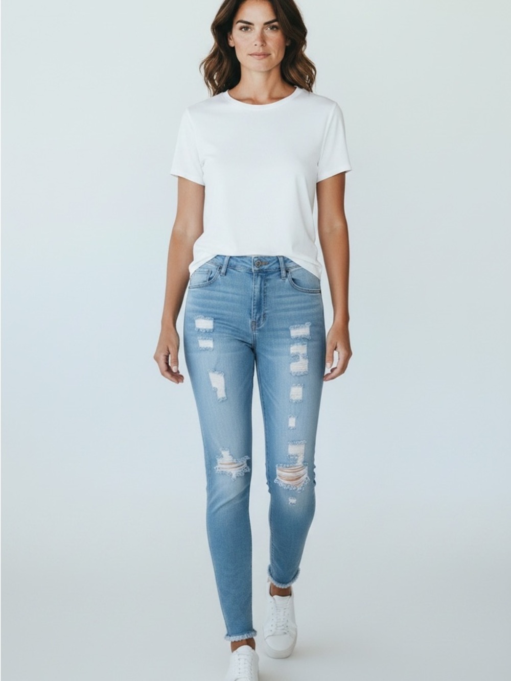 Vince Blue Co Shredded Destroyed Light Blue Wash Denim Jeans Womens size 9